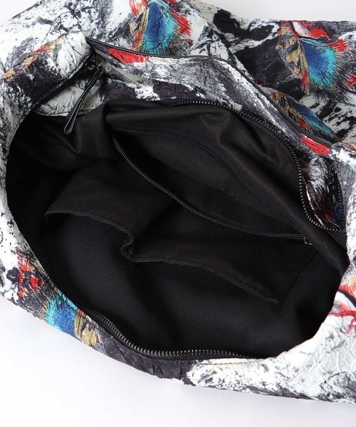 Cepica(セピカ)の「牛革×フェザープリントビッグBAG(トートバッグ・レディース・マルチ・FREE)」の17枚目の写真