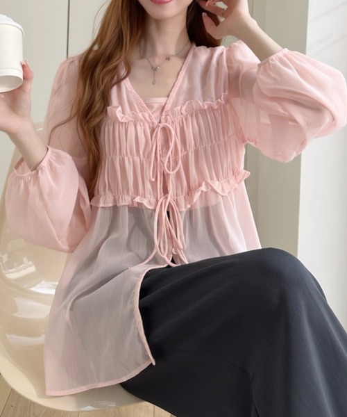 Ada.(エイダ)の「フロントギャザー ビスチェ風 Vネックシアーブラウス(シャツ/ブラウス・レディース・ブルー/アイボリー/ピンク・FREE)」の19枚目の写真