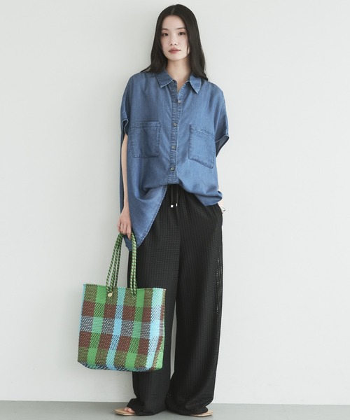 Doux archives(ドゥアルシーヴ)の「【名品】ソフトデニム2WAYフレンチシャツ(シャツ/ブラウス・レディース・サックスブルー/ブルー・FREE)」の6枚目の写真
