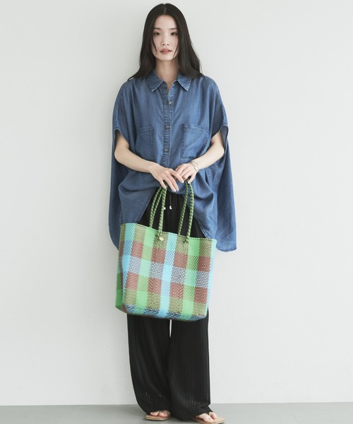 Doux archives(ドゥアルシーヴ)の「【名品】ソフトデニム2WAYフレンチシャツ(シャツ/ブラウス・レディース・サックスブルー/ブルー・FREE)」の9枚目の写真