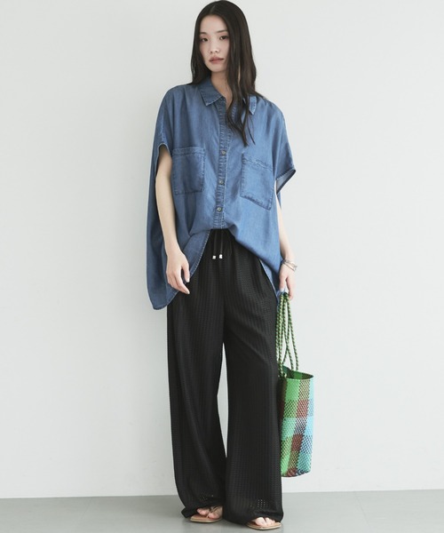 Doux archives(ドゥアルシーヴ)の「【名品】ソフトデニム2WAYフレンチシャツ(シャツ/ブラウス・レディース・サックスブルー/ブルー・FREE)」の13枚目の写真