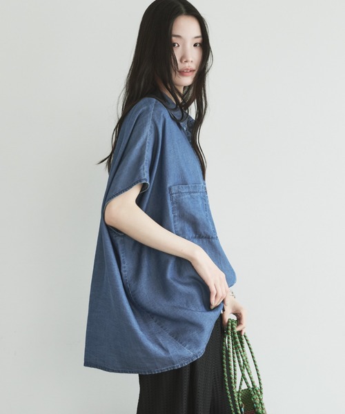 Doux archives(ドゥアルシーヴ)の「【名品】ソフトデニム2WAYフレンチシャツ(シャツ/ブラウス・レディース・サックスブルー/ブルー・FREE)」の18枚目の写真