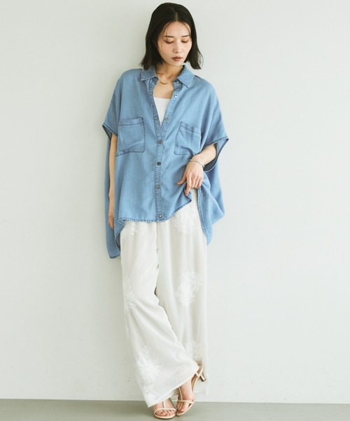 Doux archives(ドゥアルシーヴ)の「【名品】ソフトデニム2WAYフレンチシャツ(シャツ/ブラウス・レディース・サックスブルー/ブルー・FREE)」の20枚目の写真