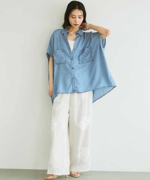 Doux archives(ドゥアルシーヴ)の「【名品】ソフトデニム2WAYフレンチシャツ(シャツ/ブラウス・レディース・サックスブルー/ブルー・FREE)」の22枚目の写真
