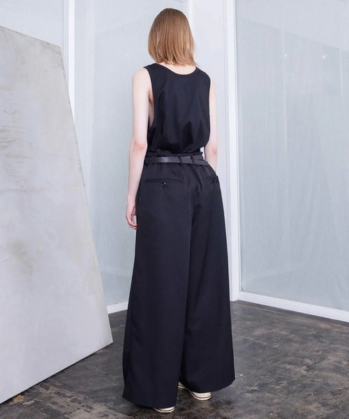 VOAAOV（ヴォアーブ）の「【VOAAOV】ROUTINE Tuck Wide Pants（スラックス・メンズ・ベージュ/ネイビー/ライトグレー/ブラック・1/0）」の7枚目の写真