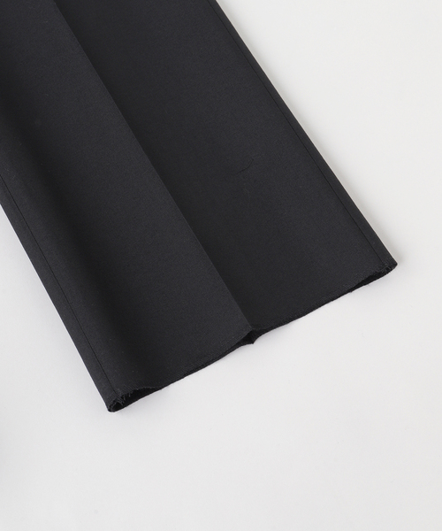 EDIFICE(エディフィス)の「Fumiya Hirano(フミヤヒラノ) Carnaby BLK Solid Trousers(スラックス・メンズ・ブラック・40/38/36)」の4枚目の写真