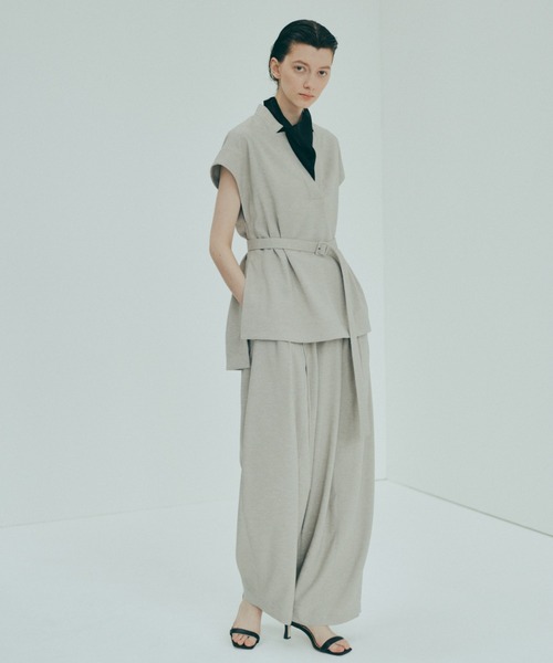 ADORE（アドーア）の「◆ナチュラルオックスブラウス（シャツ/ブラウス・レディース・ベージュ/ネイビー・38）」の15枚目の写真
