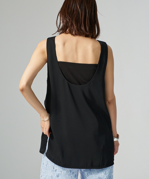 VERMEIL par iena(ヴェルメイユパーイエナ)の「Open Back Cocoon トップ(シャツ/ブラウス・レディース・ブラック/ホワイト・FREE)」の9枚目の写真