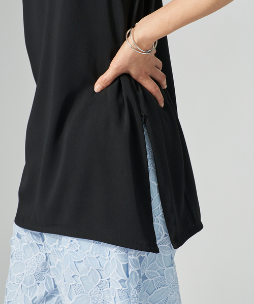 VERMEIL par iena(ヴェルメイユパーイエナ)の「Open Back Cocoon トップ(シャツ/ブラウス・レディース・ブラック/ホワイト・FREE)」の11枚目の写真