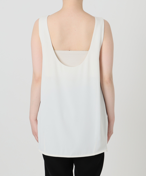 VERMEIL par iena(ヴェルメイユパーイエナ)の「Open Back Cocoon トップ(シャツ/ブラウス・レディース・ブラック/ホワイト・FREE)」の21枚目の写真