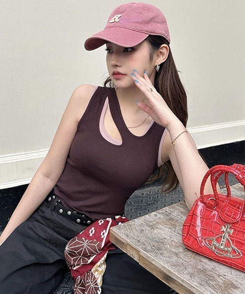 CLOTHY(クロシィ)の「【ラクして盛れるレイヤードトップス】カップ付アシメレイヤードタンク(キャミソール・レディース・パープル/ネイビー/グレー・FREE)」の7枚目の写真
