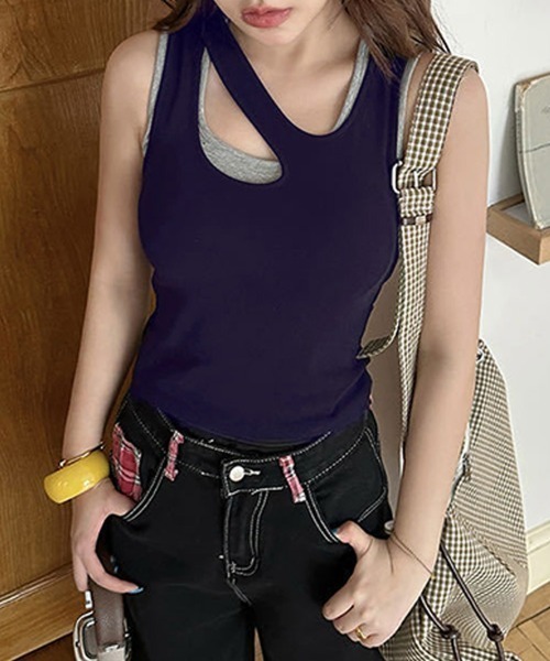 CLOTHY(クロシィ)の「【ラクして盛れるレイヤードトップス】カップ付アシメレイヤードタンク(キャミソール・レディース・パープル/ネイビー/グレー・FREE)」の13枚目の写真