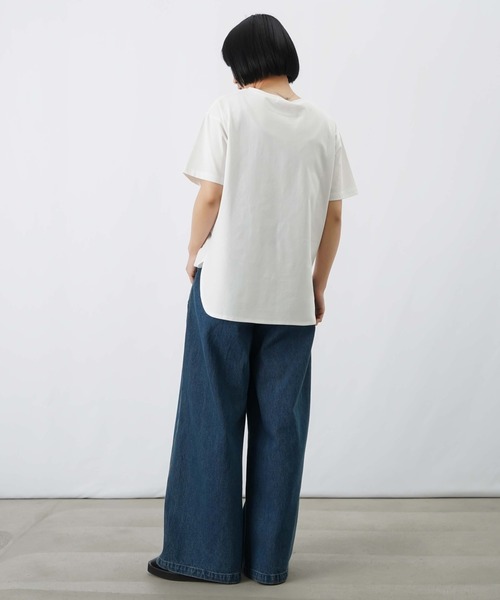 LUCA/LADY LUCK LUCA(ルカ/レディラックルカ)の「LC/LLL 筆記体ロゴTシャツ(Tシャツ/カットソー・レディース・チャコールグレー/オフホワイト/ベージュ・FREE)」の7枚目の写真