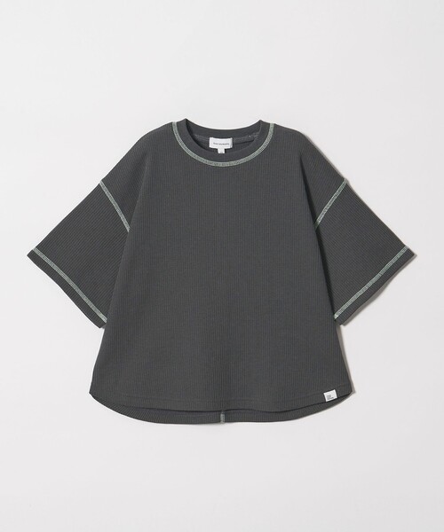 green label relaxing(グリーンレーベルリラクシング)の「【スタメンシリーズ】ドライワッフル 配色ステッチ Tシャツ / キッズ 100cm-160cm(Tシャツ/カットソー・キッズ・ライトブルー/ダークグレー/イエロー・130cm/120cm/110cm/100cm/160cm/150cm/140cm)」の2枚目の写真