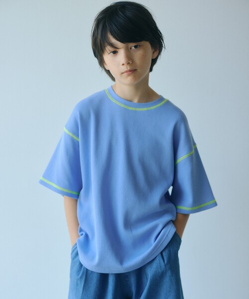 green label relaxing(グリーンレーベルリラクシング)の「【スタメンシリーズ】ドライワッフル 配色ステッチ Tシャツ / キッズ 100cm-160cm(Tシャツ/カットソー・キッズ・ライトブルー/ダークグレー/イエロー・130cm/120cm/110cm/100cm/160cm/150cm/140cm)」の1枚目の写真
