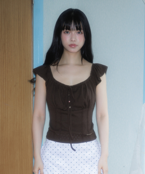ROSEFRANTZ（ロゼフランツ）の「Ribbon Shirring Sleeveless [Brown]（Tシャツ/カットソー・レディース・ブラウン・OS）」の2枚目の写真