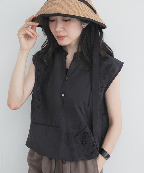 URBAN RESEARCH DOORS(アーバンリサーチドアーズ)の「パッチワーク刺繍ブラウス(シャツ/ブラウス・レディース・オフホワイト/スミクロ・FREE)」の14枚目の写真