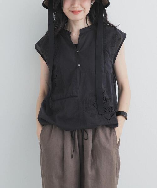 URBAN RESEARCH DOORS(アーバンリサーチドアーズ)の「パッチワーク刺繍ブラウス(シャツ/ブラウス・レディース・オフホワイト/スミクロ・FREE)」の15枚目の写真