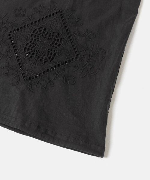 URBAN RESEARCH DOORS(アーバンリサーチドアーズ)の「パッチワーク刺繍ブラウス(シャツ/ブラウス・レディース・オフホワイト/スミクロ・FREE)」の22枚目の写真