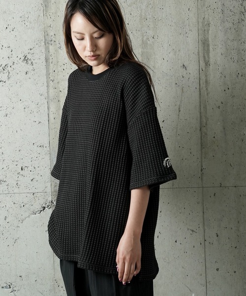 DEVILOCK(デビロック)の「DEVILOCK BIG WAFFLE TEE(Tシャツ/カットソー・メンズ・ブラック/グレー・LARGE/MEDIUM)」の3枚目の写真