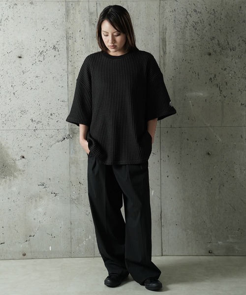 DEVILOCK(デビロック)の「DEVILOCK BIG WAFFLE TEE(Tシャツ/カットソー・メンズ・ブラック/グレー・LARGE/MEDIUM)」の5枚目の写真
