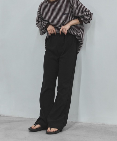 feepur(フェピュール)の「【TALLサイズあり】リラックスフレアパンツ(その他パンツ・レディース・ブラック・TALL/MEDIUM/SMALL)」の18枚目の写真