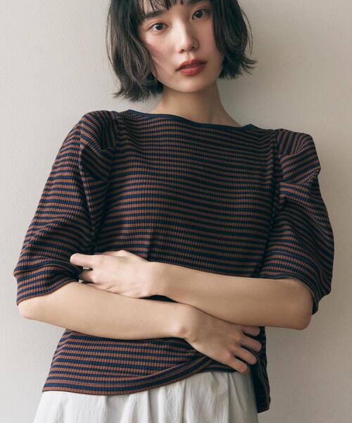 ALL NEW MART（オールニューマート）の「パワーショルダーギャザートップス（Tシャツ/カットソー・レディース・ホワイト系1/ネイビー系7/ブルー系5・00）」の3枚目の写真