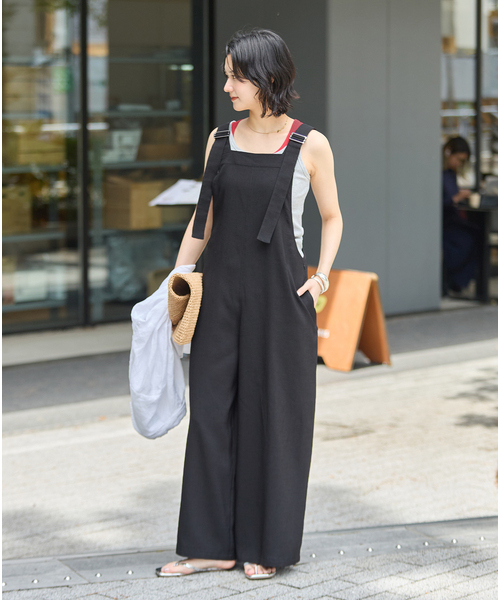 JOURNAL STANDARD(ジャーナルスタンダード)の「アイアスストレッチサロペット(サロペット/オーバーオール・レディース・ブラック/ベージュ・FREE)」の3枚目の写真