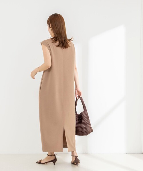 NOLLEY’S（ノーリーズ）の「ウォッシャブル高機能ジャージ2WAYワンピース（ワンピース・レディース・ベージュ/ブラック・36/38）」の4枚目の写真