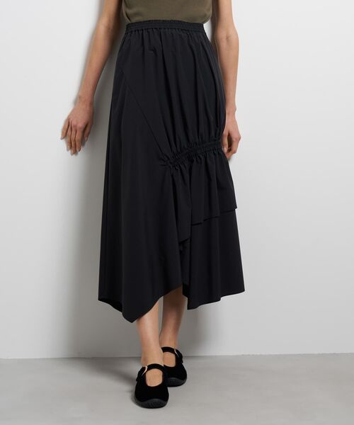 LANVIN en Bleu(ランバンオンブルー)の「撥水アシンメトリーギャザースカート(スカート・レディース・ブラック/カーキ・36/38)」の15枚目の写真
