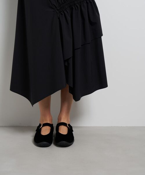 LANVIN en Bleu(ランバンオンブルー)の「撥水アシンメトリーギャザースカート(スカート・レディース・ブラック/カーキ・36/38)」の19枚目の写真