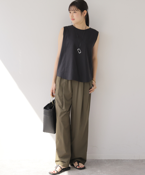 JOURNAL STANDARD relume(ジャーナルスタンダード レリューム)の「ラミーレーヨンノースリーブブラウス(シャツ/ブラウス・レディース・ブラック/ブラウン・FREE)」の3枚目の写真