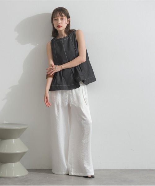 OandI（オーアンドアイ）の「フロントタックノースリーブトップス（タンクトップ・レディース・ブラック/ホワイト/インディゴブルー・FREE）」の4枚目の写真
