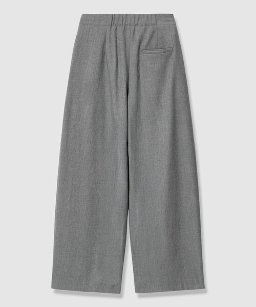 allureville(アルアバイル)の「ストレッチメニータックパンツ(その他パンツ・レディース・グレー系その他・1/2)」の7枚目の写真