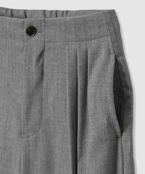 allureville(アルアバイル)の「ストレッチメニータックパンツ(その他パンツ・レディース・グレー系その他・1/2)」の8枚目の写真