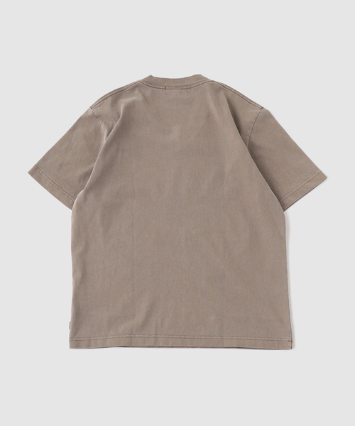 SHELTECH(シェルテック)の「SHELTECH×JOURNAL STANDARD 別注 PIGMENT VネックTシャツ(Tシャツ/カットソー・メンズ・アーミー/ベージュ系その他・LARGE/MEDIUM)」の3枚目の写真