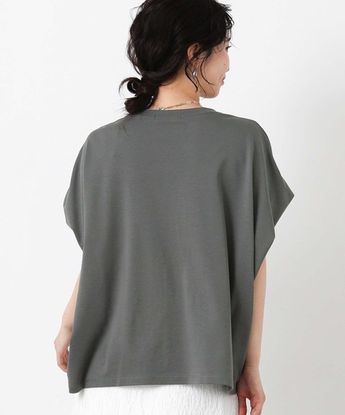 Gready Brilliant(グレディブリリアン)の「CADEAUワイドカットソー(Tシャツ/カットソー・レディース・オフホワイト/チャコールグレー・FREE)」の17枚目の写真