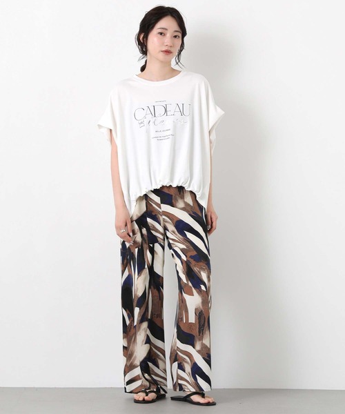 Gready Brilliant(グレディブリリアン)の「CADEAUワイドカットソー(Tシャツ/カットソー・レディース・オフホワイト/チャコールグレー・FREE)」の3枚目の写真