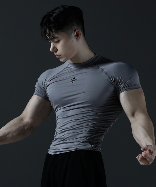 CARMID（カミド）の「コンプレッション半袖 [アッシュグレー]（Tシャツ/カットソー・メンズ・その他・1/2/3）」の5枚目の写真