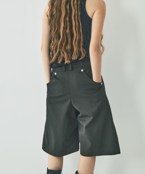 CONZ（コンズ）の「curve leg wide shorts（その他パンツ・レディース・カーキ/ブラック・3/2）」の12枚目の写真
