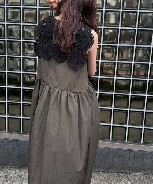 WILLFULLY(ウィルフリー)の「crochet knit layered nylon OP(ワンピース・レディース・ブラック/ブラウン/カーキ・FREE)」の10枚目の写真