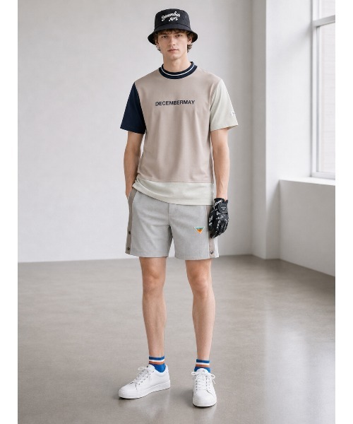 DECEMBERMAY(ディセンバーメイ)の「Mesh-paneled mock neck(Tシャツ/カットソー・メンズ・ホワイト/ブルー/ブラック/ベージュ・MEDIUM/LARGE/X-LARGE)」の3枚目の写真