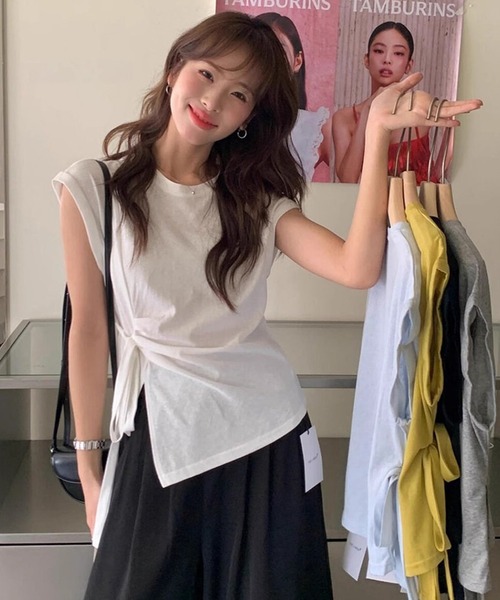 Girly Doll(ガーリードール)の「フレンチスリーブサイドリボン付きカットソー(Tシャツ/カットソー・レディース・イエロー/グレー/ブラック/ブルー・FREE)」の5枚目の写真