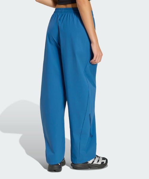 adidas(アディダス)の「アディダス Z.N.E. ウーブン パンツ / アディダス adidas(その他パンツ・レディース・ブルー・X-SMALL/X-LARGE/XX-LARGE/LARGE/SMALL/MEDIUM)」の2枚目の写真