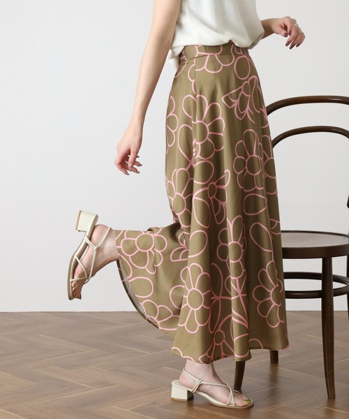 Orla Kiely(-)の「サマーブルーム スカート(スカート・レディース・ブラック/カーキ・38/40)」の13枚目の写真