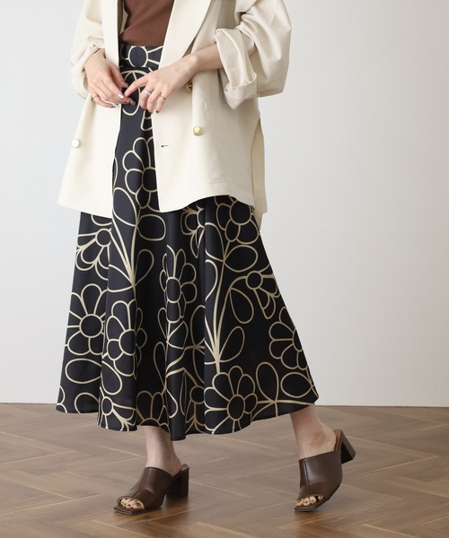 Orla Kiely(-)の「サマーブルーム スカート(スカート・レディース・ブラック/カーキ・38/40)」の5枚目の写真