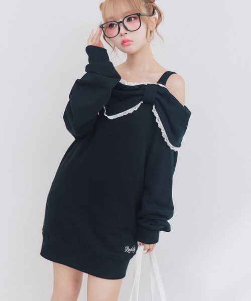 OLIVE des OLIVE(オリーブデオリーブ)の「Ribbon オフショルスウェット(Tシャツ/カットソー・レディース・ピンク/ブラック/トップグレー・FREE)」の1枚目の写真