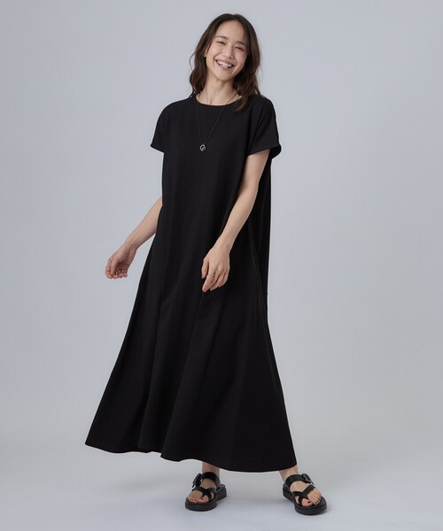 SHOO・LA・RUE(シューラルー)の「【ひんやり/体型カバー/洗濯機可】涼やかAラインロングワンピース(ワンピース・レディース・ブラック/ブラウン系その他/ピンク系その他/ブルーグリーン・00)」の15枚目の写真