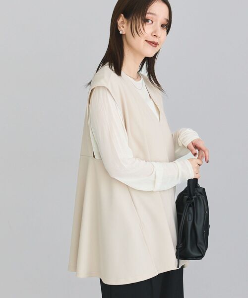 Green Parks(グリーンパークス)の「リップルフレアベスト(ベスト・レディース・チャコールグレー/ブラック/グレイッシュベージュ・FREE)」の9枚目の写真