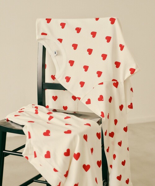 PETIT BATEAU(プチバトー)の「【WEB限定】・【PETIT BATEAU pour ADAM ET ROPE'】別注ハートプリントパジャマ(ルームウェア/パジャマ・レディース・レッド/ネイビー・FREE)」の10枚目の写真